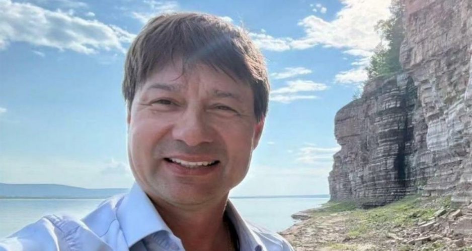 «Самый романтичный» депутат назвал улицу в честь жены: Виктория — эффектная блондинка